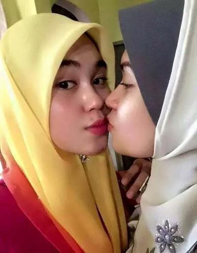 12P Gadis melayu yang cantik