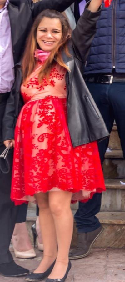 25P Pantimedias de boda rumanas - Invitados
