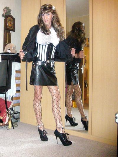 10P Lady Chanthal Mistress