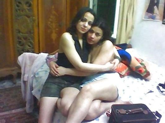 25P Arab Lesbians 1