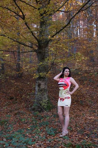 25P Serbian Perfect MILF