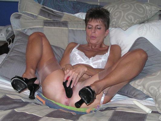 25P White Bra