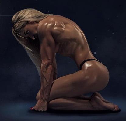 16P LADY MUSCLE
