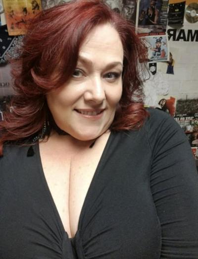 19P Fat Miss Piggy Milf