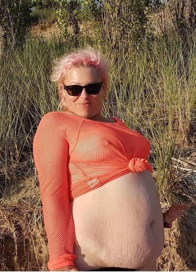 6P PAIGE 35 Y CANADIAN WHORE