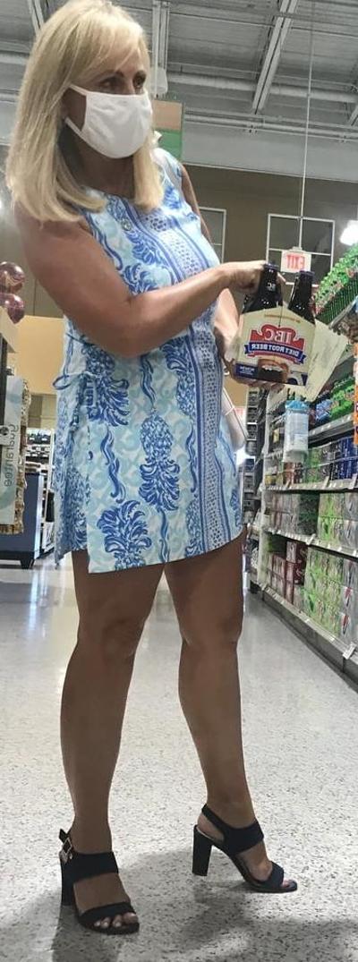 8P Clothed Milfs