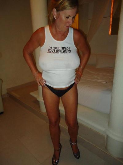 25P No bra allowed