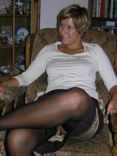24P Mommy will you wear these pantyhose for me while I jerk off