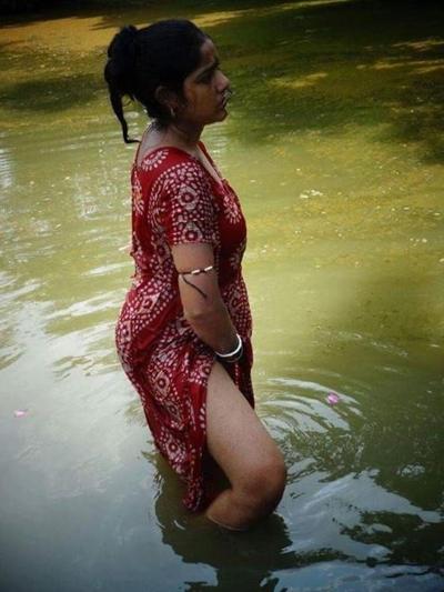 21P Mallu Hot House Maid