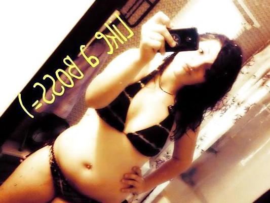 25P Teen Cleavage - Dressed