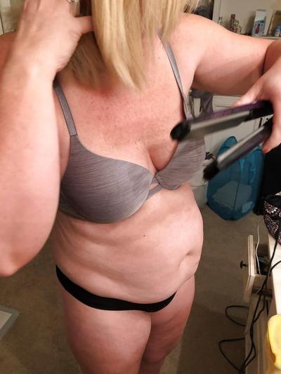 25P Couple of buddys wanted to show off their wifes baby makers