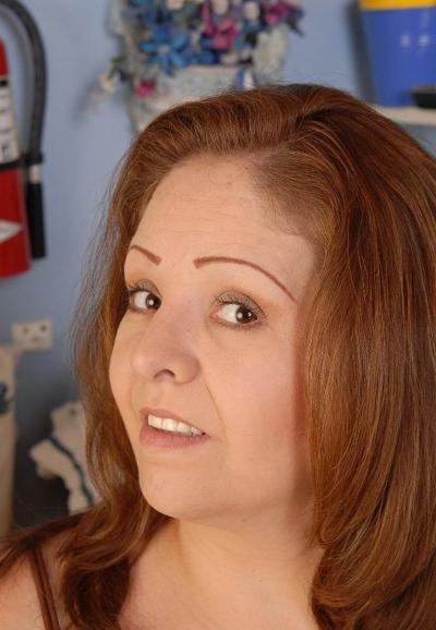 16P Bbw mix 1263 (naked in the kitchen)