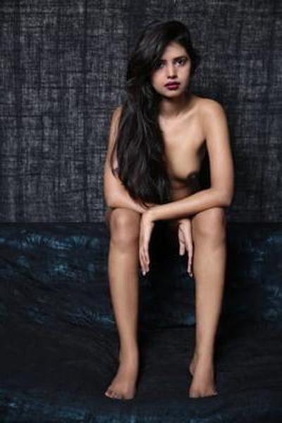 9P Desi Nude Model