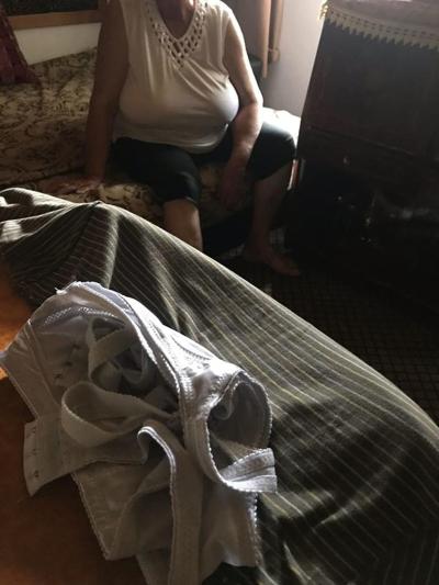 5P big pussy, big lips, saggy tits, belly, big ass, hairy