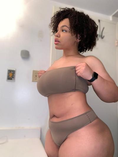 19P Bitch with fat tits