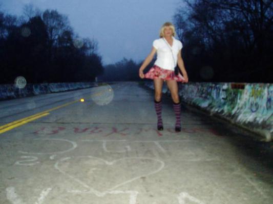 9P Трансвестит на публике