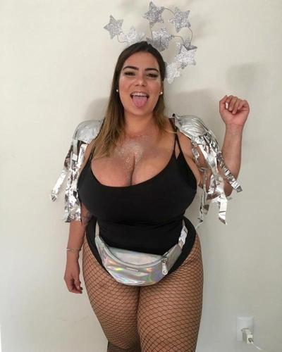 7P BUSTY BBW sex machine enjoying her SUMMER