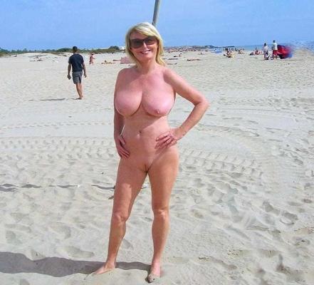 25P Swingers at the Beach #112