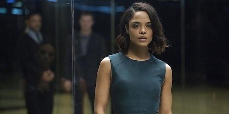 25P Tessa Thompson el semen puta