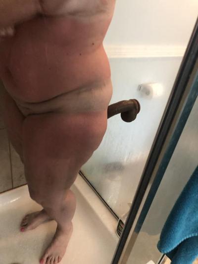 21P Wife with black dildo