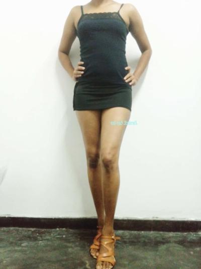 14P SL Pussy Taste - Sri Lankan Desi Wife (July Updating)