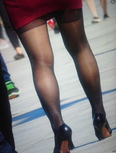 10P Pantyhose panty marked area in public