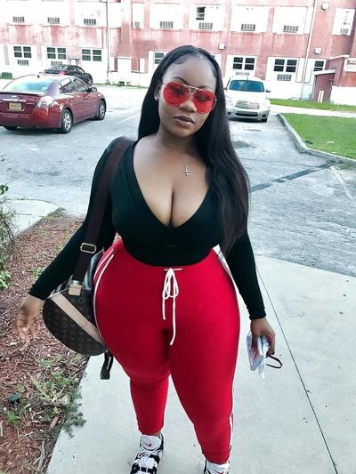 9P Busty wit Booty