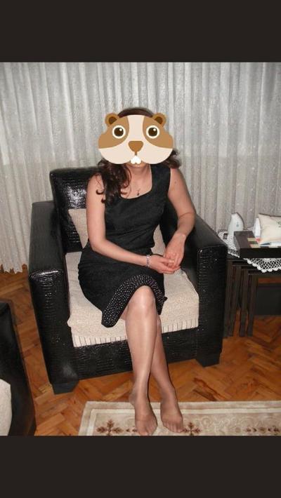 25P Turkish MILFS Mom