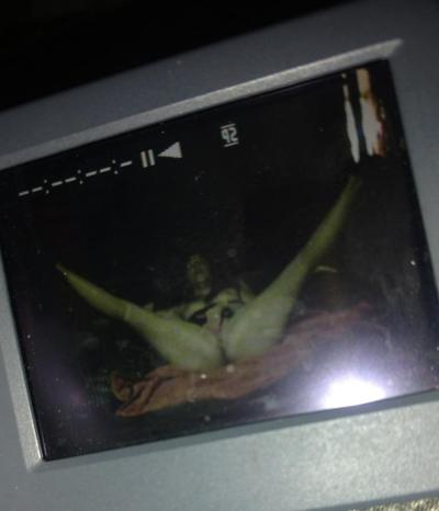 5P Married milf let's ex boyfriend take pics