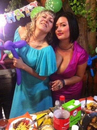 25P Busty Russian Woman 3682