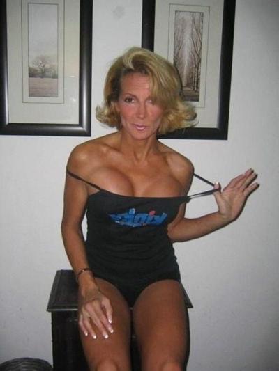 25P Your Hot Slutty Mom 5
