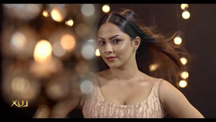 25P actrice sl sari chaud et aisselles