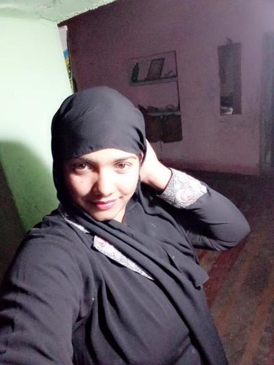 6P Roshni hot bussy
