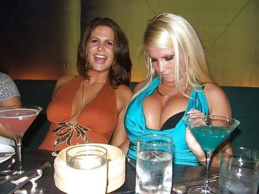 10P Amateur Studens - Des fêtardes sexy dans le club le plus chaud Vol.3