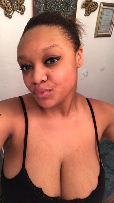 7P Chubby n Busty 22