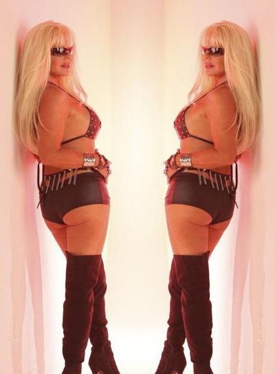 25P Krimzon Laice Takes On Thong Bikini For Jerk Off Challenge