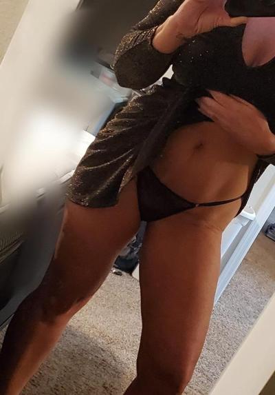 25P Hot Bisexual Blonde Hotwife Cuckold Couple