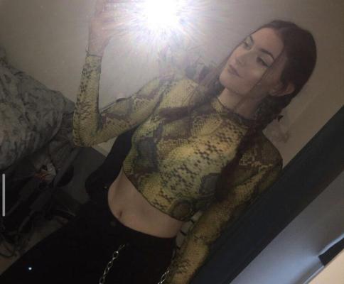 8P I WISH TO FUCK THIS GIRL