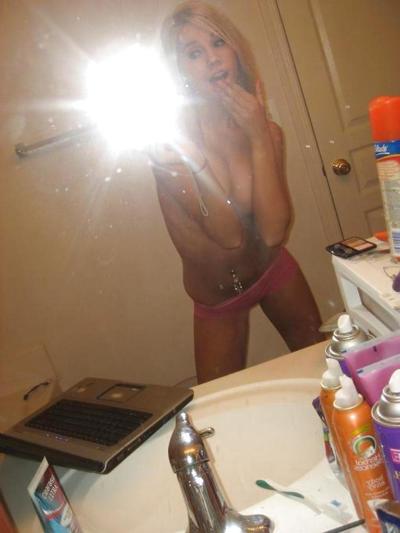 25P BLONDE SELF SHOTS