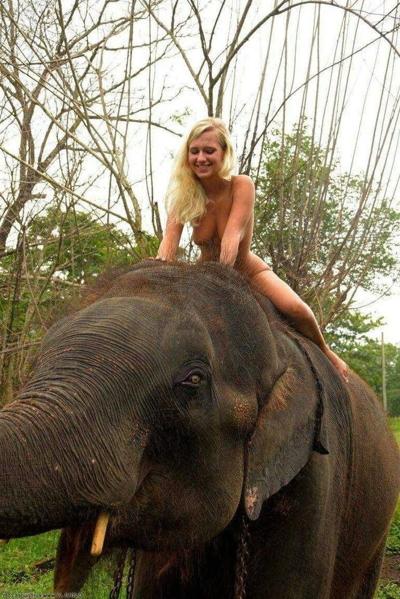 20P foreign girl in sri lanka