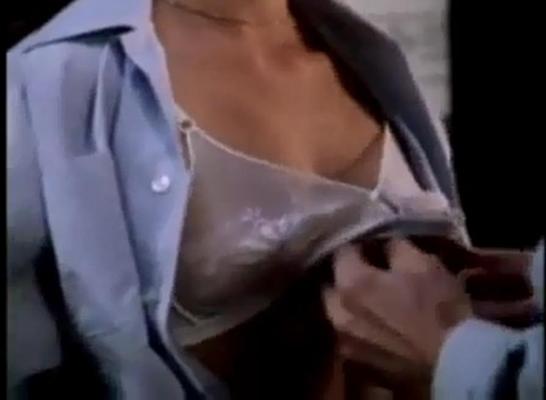 25P ファックしたい女性たち - ロニ・サンダース