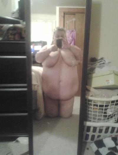 10P Old big sloppy granny
