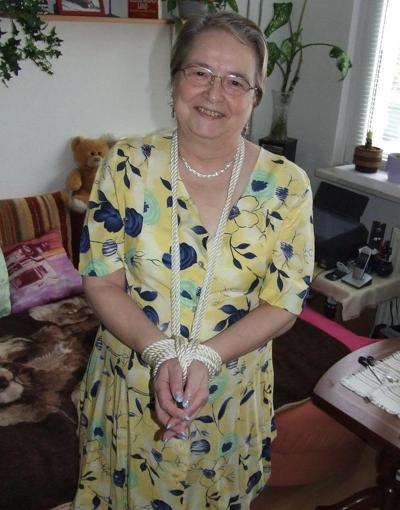 12P GILF FB