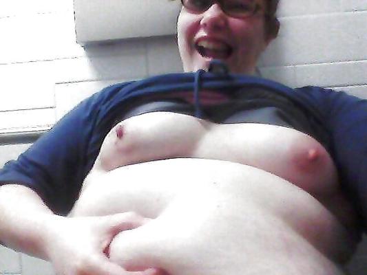 25P Fat fuck pig nicole to expose