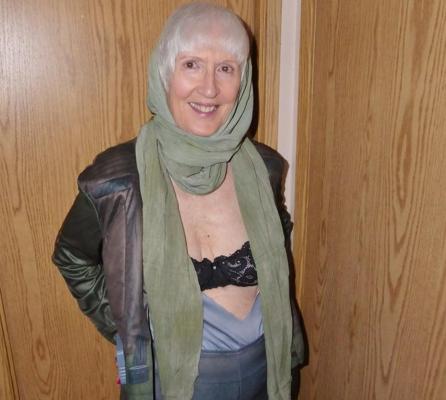 13P Cosplay Strip-Tease et Sucer