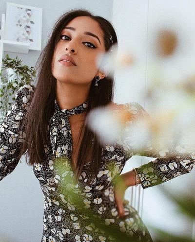 25P Indian Bitch who got nudes?