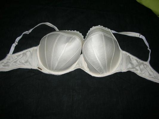 25P Использованные бюстгальтеры из сети