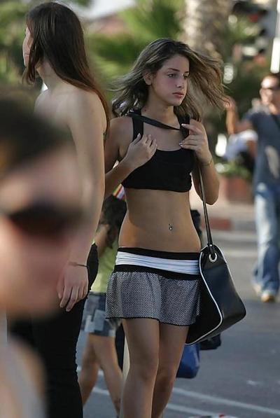 14P Selfshot Voyeurpics - Selbstgeschossene Voyeurfotos