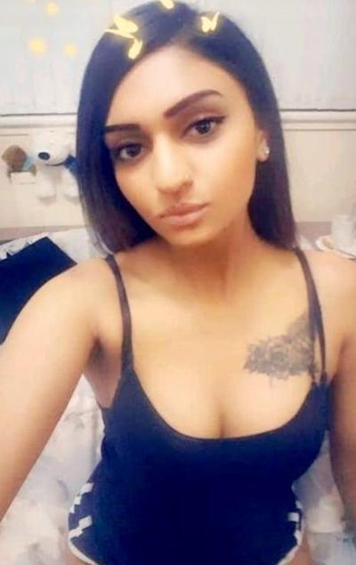 25P BRAMPTON INDIAN SLUT SHRUTI....TIGHT DESI GIRL