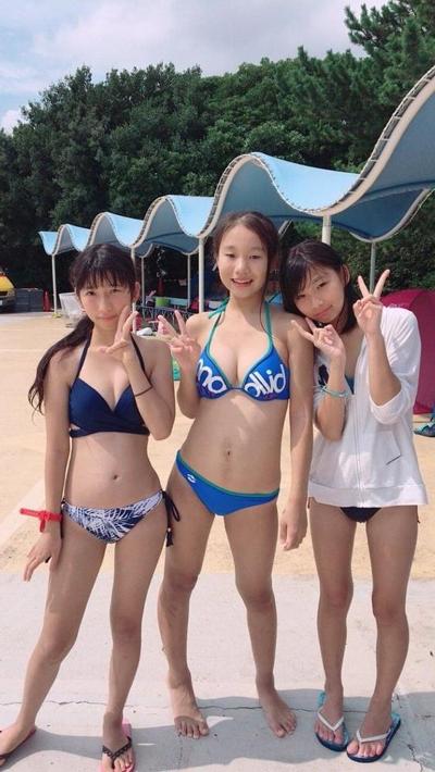 6P Bikinigirls